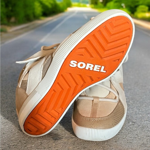 Sorel Out N’ About Sport Wedge Boot. Excellent Condition - Picture 11 of 12